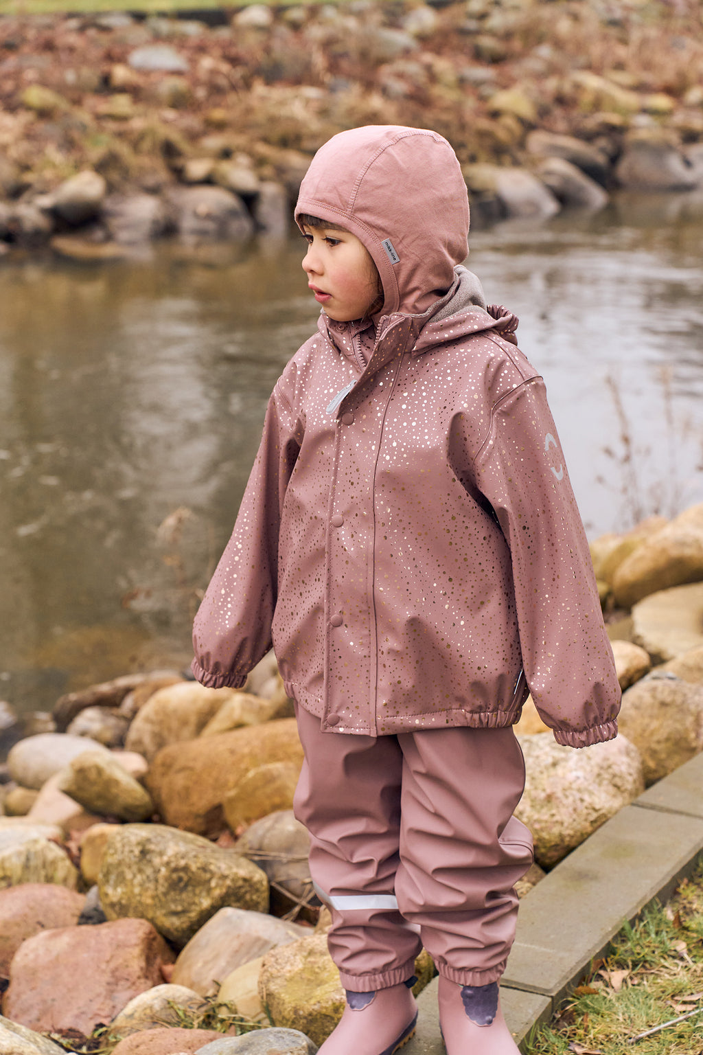 Regenbekleidung von Mikk-Line – Foil Dot AOP